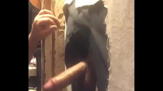 Pro sucking anonymous XL from soft to throbbing through home gloryhole